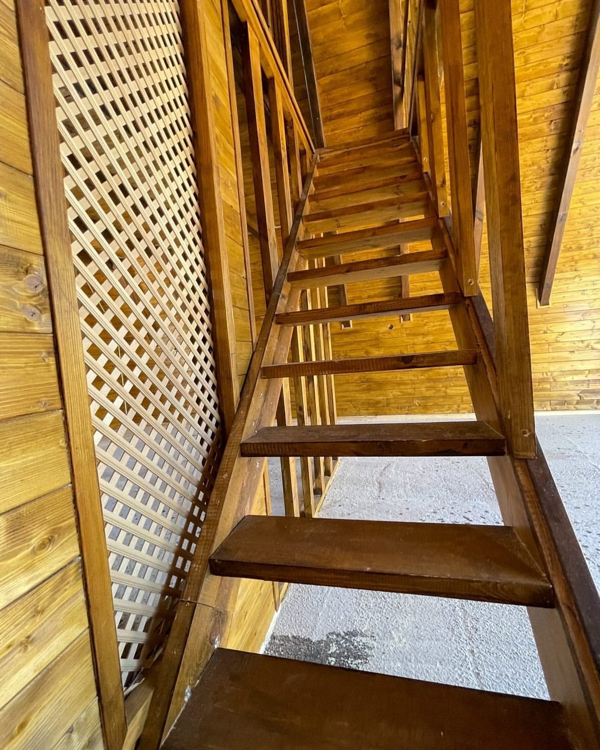 Modern ahşap bungalov – yalıtımlı ve dayanıklı yapı